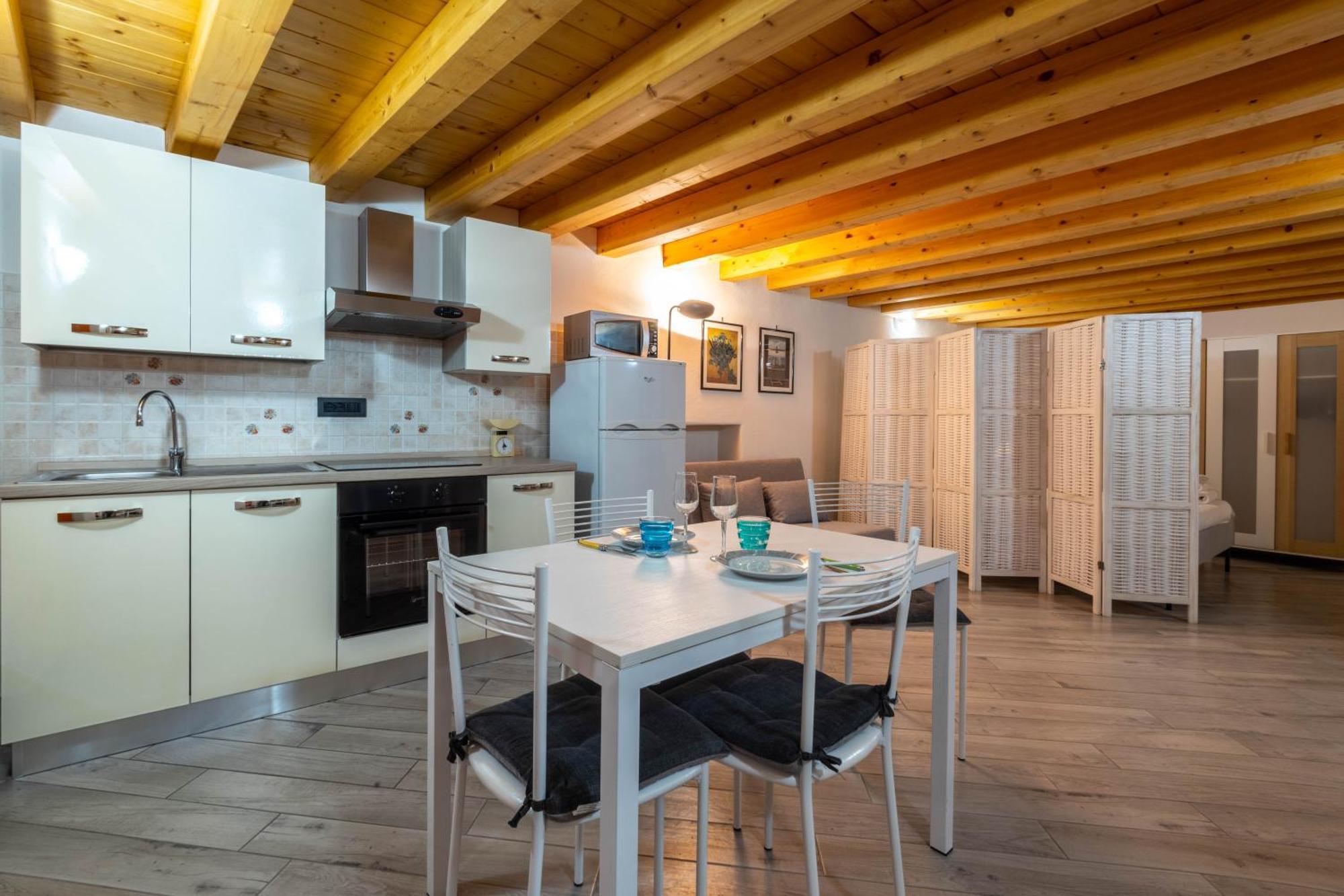 Inn Aosta Apartments Esterno foto